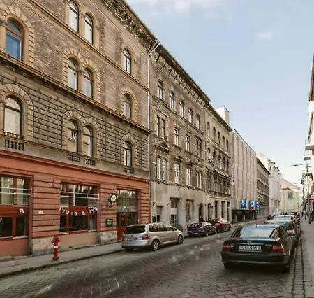 Downtown Akacfa 58 Апартаменты Будапешт